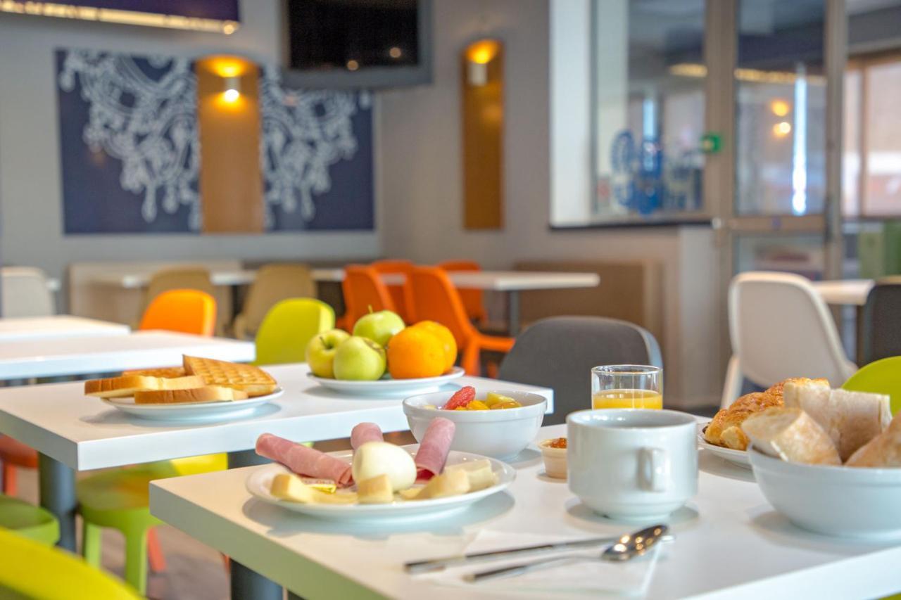 Ibis Budget Aubagne Paluds Agora Esterno foto