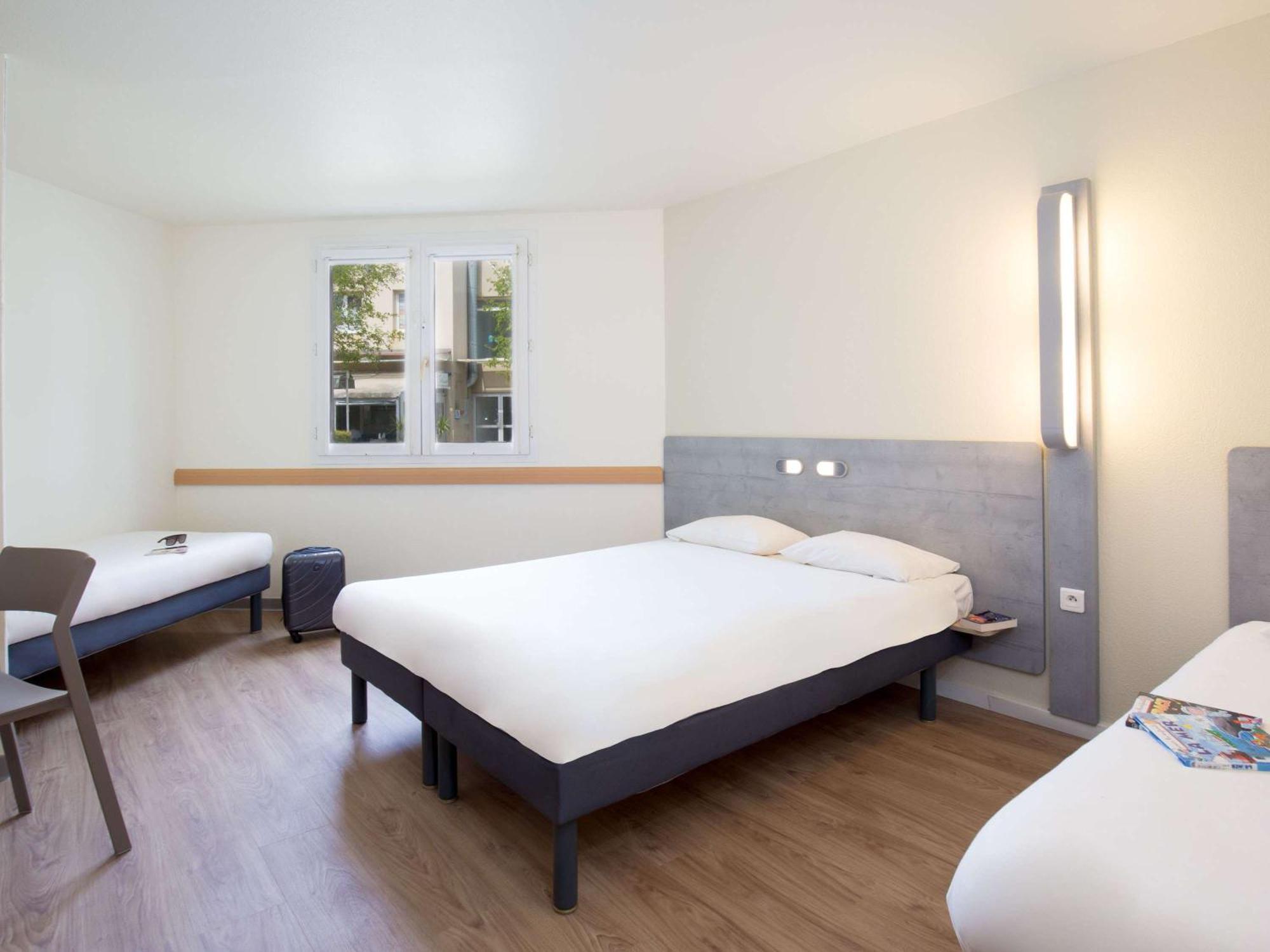 Ibis Budget Aubagne Paluds Agora Esterno foto
