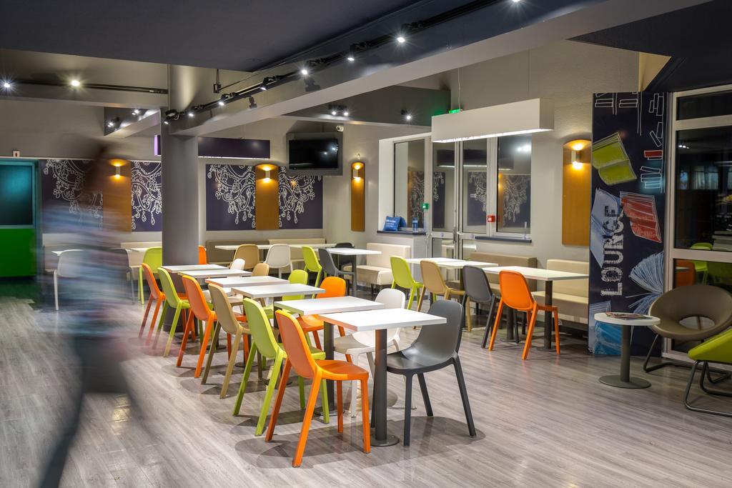 Ibis Budget Aubagne Paluds Agora Esterno foto